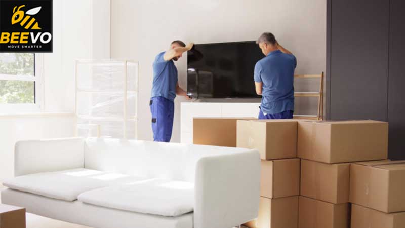 Bốc dỡ, đưa đồ vào phòng và lắp đặt lại.