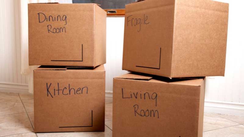 Đánh dấu thùng đồ ngay sau khi đóng gói